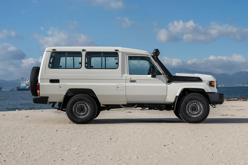 GRJ78 Automatik LX 272 PS